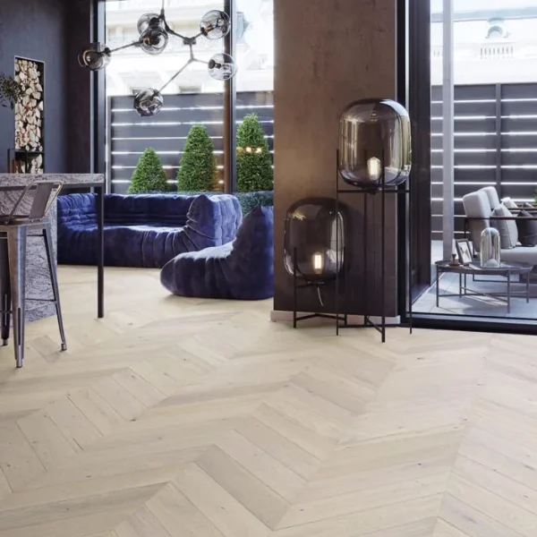 Parchet stratificat stejar lac mat, nuanță albă sidefată, Trivor Chevron 130, Barlinek, 130x725x14 mm