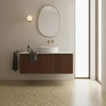 Gresie porțelanată galbenă cu inserții terrazzo, D_Segni Scaglie Marazzi, 20x20 cm