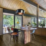 Parchet Kahrs Classic Nouveau Tawny stejar lacuit mat maro inchis baituit periat micro-canelat 1-strip 2420x187x15 mm 151N8AEKA1KW240 Parchet Kahrs Classic Nouveau Tawny stejar lacuit mat maro inchis baituit periat micro-canelat 1-strip 2420x187x15 mm 151N8AEKA1KW240