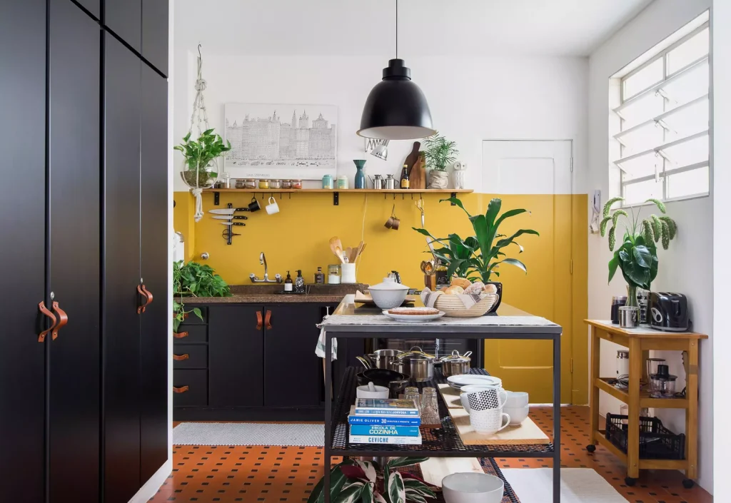 Culoare de interior muștar: sfaturi de amenajare în bucătărie, dormitor și camera de zi