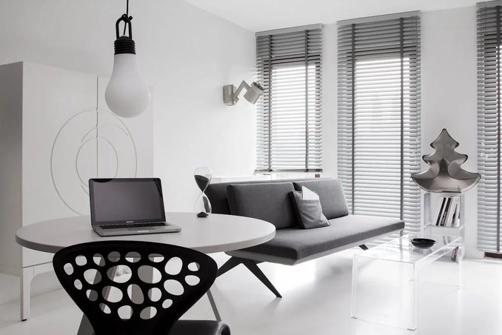 Alb-negru în designul interior - combinații și sfaturi de amenajare