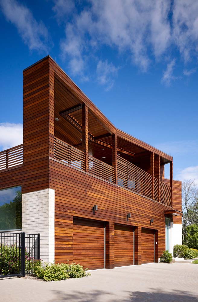 Un proiect indraznet de casa moderna din lemn care sa va inspire sa aveti propria dvs