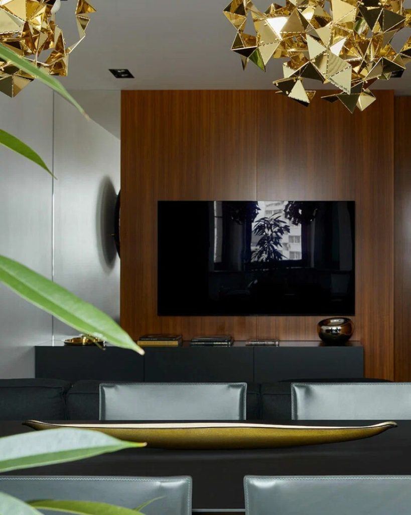 Image 173 alb negru și lemn: interiorul unui apartament de familie mare în stil minimalist
