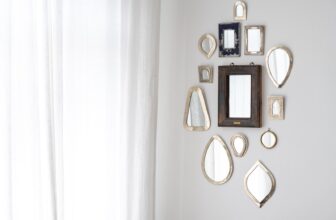 Cum să alegi oglinzi decorative pentru holul tău