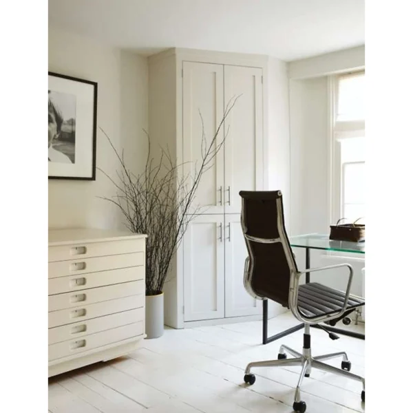 Vopsea ecologică albă mată 2 la suta luciu pentru interior Farrow  Ball Dead Flat All White No. 2005 5L