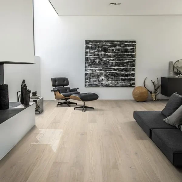 Parchet triplustratificat Stejar, alb, lacuit ultra mat, 2420x187x15 mm, Lux Horizon, Kahrs