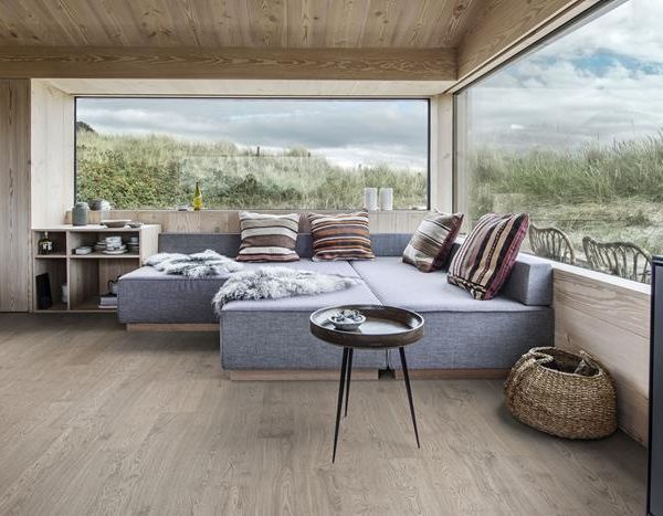 Parchet Kahrs Lux Shore stejar lacuit ultra mat periat micro bizotat mineral gri 1-strip 2420x187x15 mm 151N8AEKE4KW240
