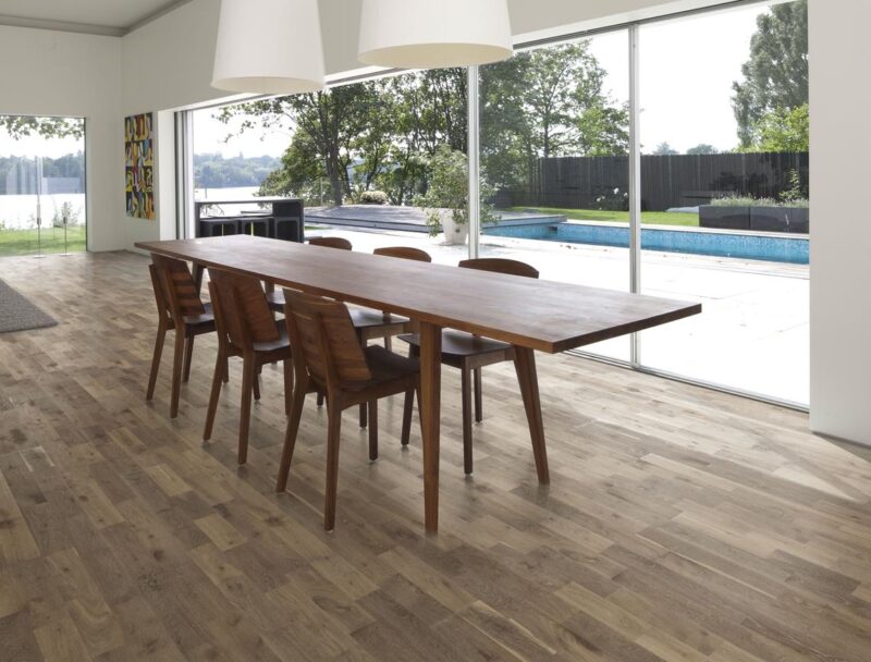 Parchet Kahrs Harmony Granite stejar lacuit mat periat afumat gri maro 2-strip 2423x200x15 mm 152N6REKGGKW 0 - imagine 2