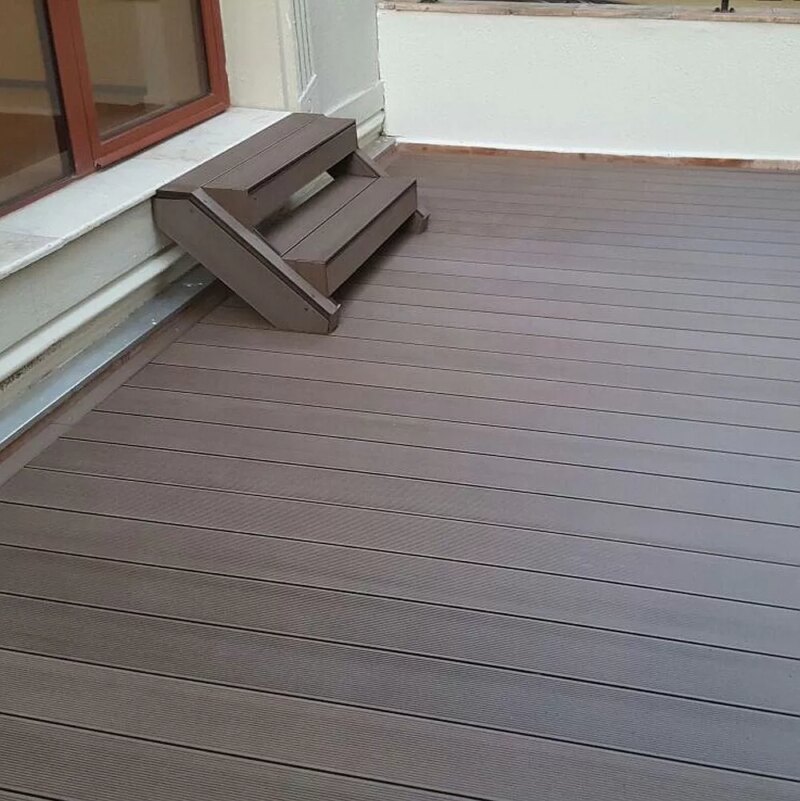 Placi decking WPC maro, Ametista, 4000x150x25mm, pardoseala exterioara compozita