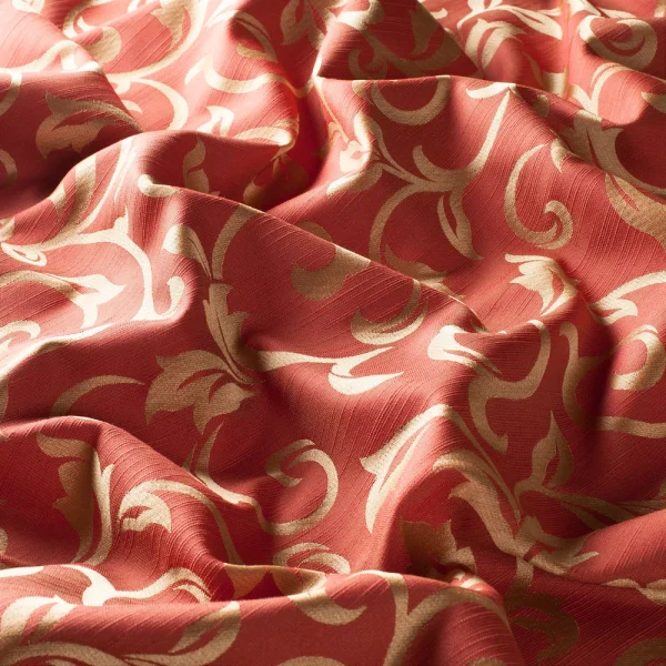 Draperii model floral rosu auriu din poliester jacquard Danielle Gardisette latime material 140 cm