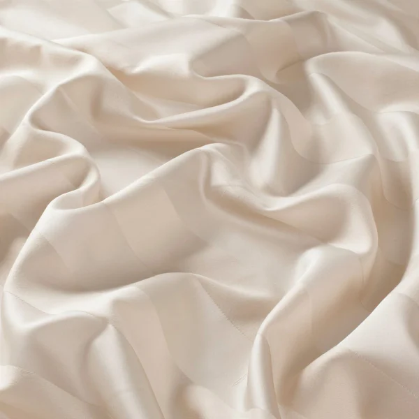 Draperii model in dungi crem din poliester satin Elegante Gardisette latime material 310 cm