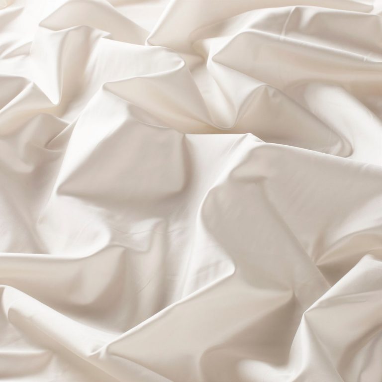 Draperii model uni ivoire din poliester tafta Hit Gardisette latime material 300 cm