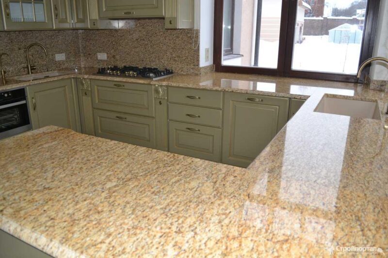 Granit exterior placaje Desert Gold 60cm x 60cm x 1,5cm - imagine 3