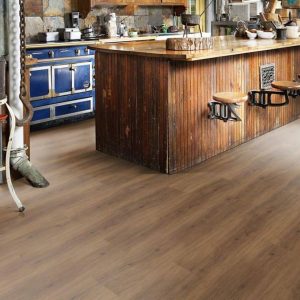 Pardoseală SPC cu aspect de lemn de sequoia, 1210x172x5 mm, Kahrs CLW 172