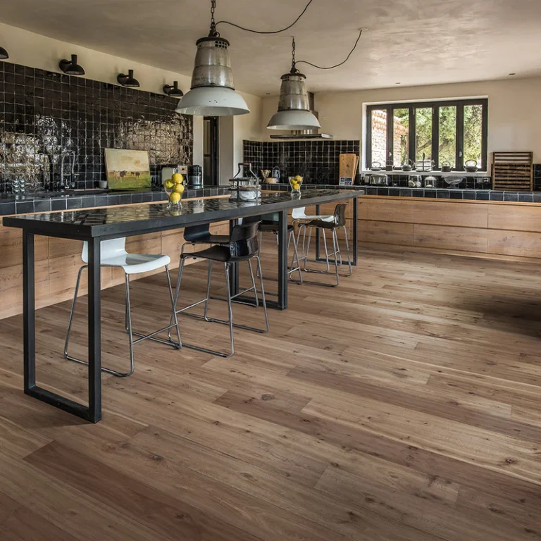 Parchet triplustratificat stejar, uleiat periat, 2420x187x15 mm, Kährs Smaland Ydre