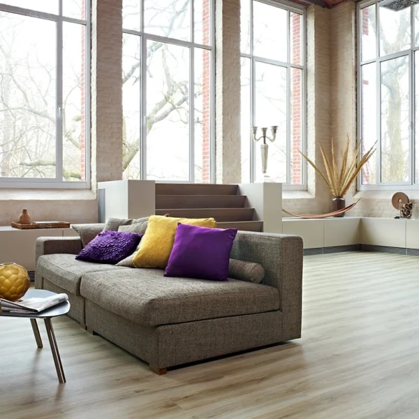 LVT Classic Oak 24228, Dryback, culoare bej, Moduleo 40, 19,6 x 132,0 cm