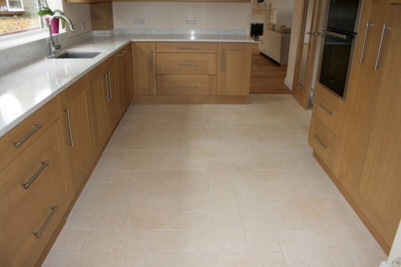 Marmura Crema Marfil Placaj 60x30 2 Lustruit - imagine 3