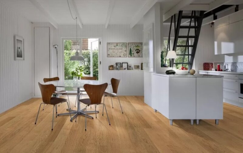 Parchet Karelia OAK STORY ELEGANT BRUSHED MATT Natur 14x188x1800mm - imagine 3