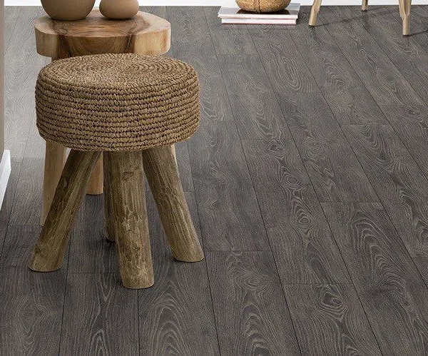 Parchet laminat Salcâm Moor, gri EPL110, 8 mm, clasa 32, Egger, 1292 x 193 mm