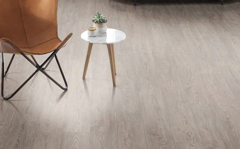 Parchet laminat EGGER Salcam colorat EPL090 clasa 32 1292 x 193 mm