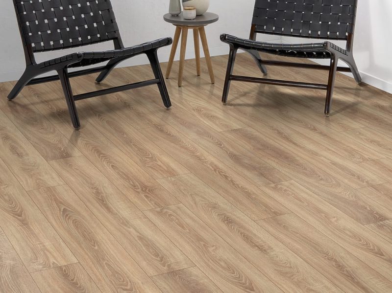 Parchet laminat Egger SStejar Bardolino EPL035 colectia Pro Laminate 8mm 33 Classic 1292x193 mm - imagine 2
