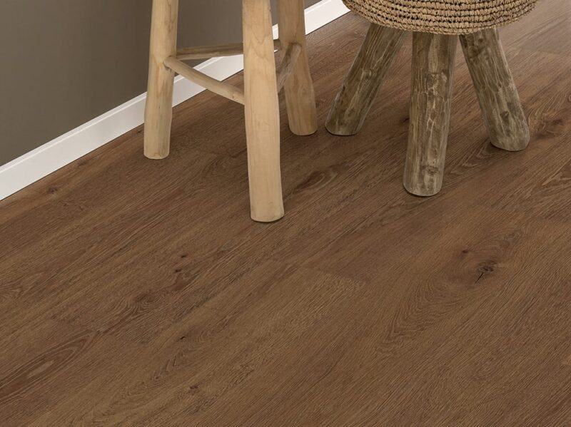 Parchet laminat EGGER Stejar Clermont maro EPC004 clasa 31 1292 x 193 mm - imagine 2