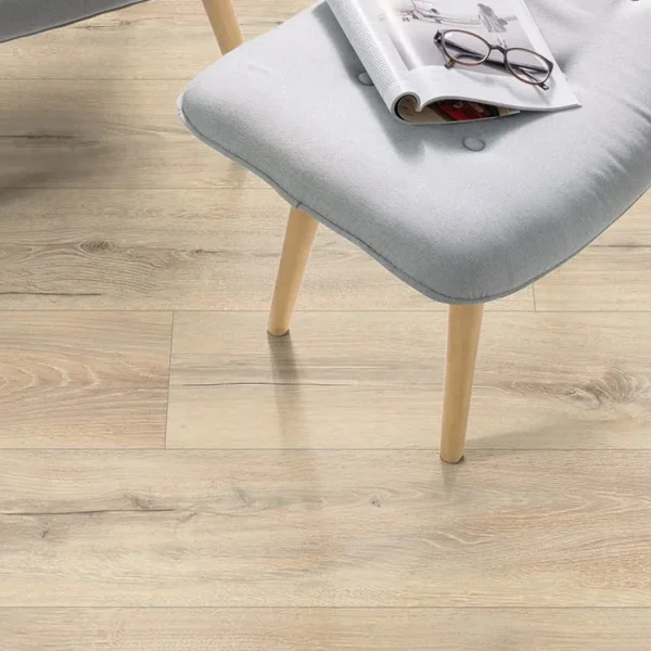 Parchet laminat EGGER Stejar Melba bej EPL189 clasa 33 1292 x 193 mm
