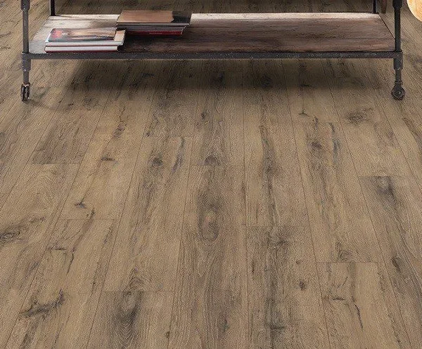Parchet laminat, stejar inchis, clasa 32, EPL019 EGGER, 1292x193 mm