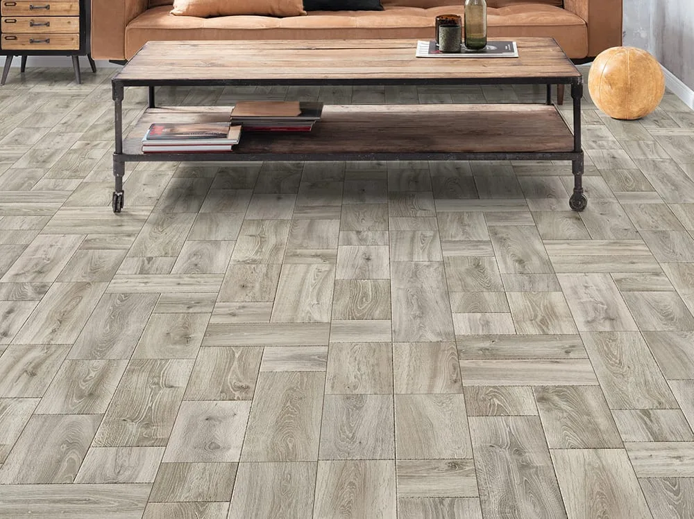 Parchet laminat EGGER Stejar Somerset gri EPC025 clasa 32 1292 x 327 x 10 mm