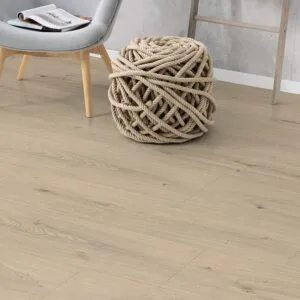 Parchet laminat EGGER Stejar Waldeck deschis EPC015 clasa 32 1292 x 327 x 10 mm