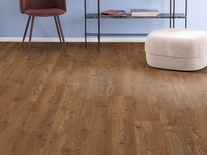 Parchet laminat Stejar Olchon închis, clasa 32, Egger, 1292x193 mm