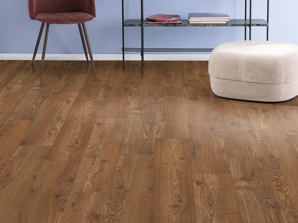 Parchet laminat Stejar Olchon închis, clasa 32, Egger, 1292×193 mm
