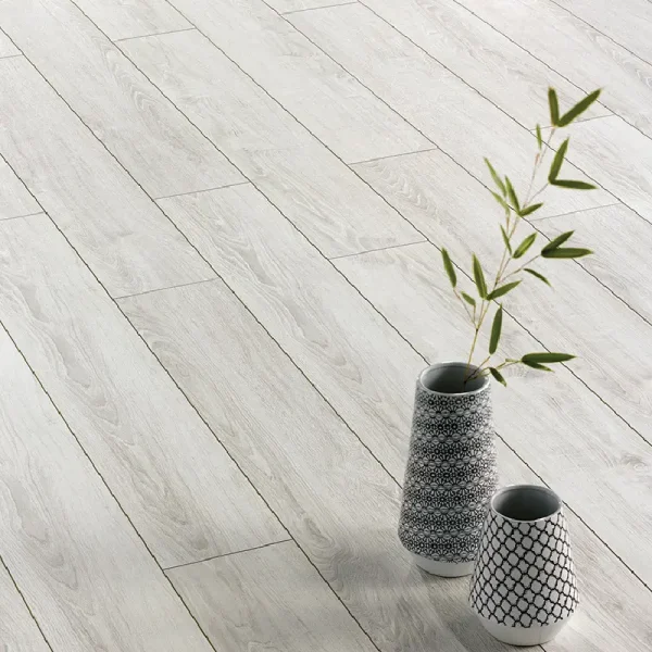 Parchet laminat stejar polar, Solid Plus 12mm AC6 4V 5G 627 Polar Oak Alsafloor