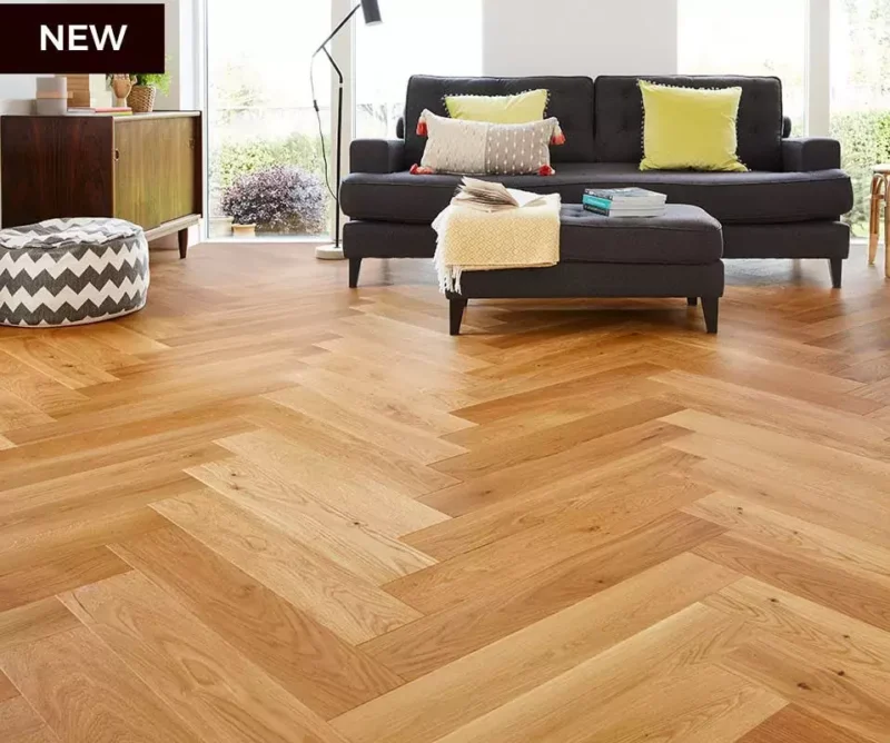 Parchet stratificat Barlinek Caramel Herringbone 110 stejar lac mat natur 0.66 m x 110 mm x 14 mm 1WC000004