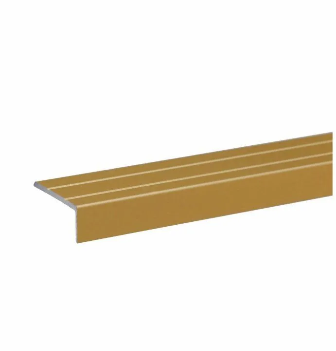 Profil pentru trepte auriu 3 ml cod S46