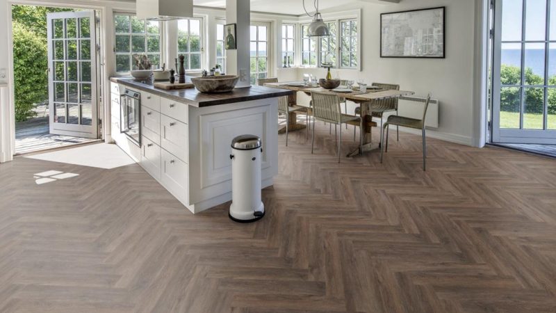 SPC Kahrs Click Herringbone Saxon CHW 120 Herringbone LTCHW2109R120 720x120x5 mm