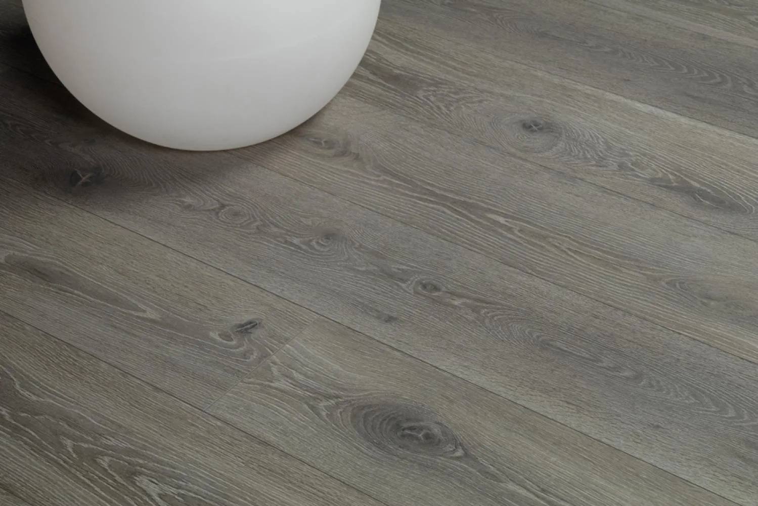 Parchet laminat AC5 bizotat stejar Alpes, 8mm, Alsapan Osmoze 410