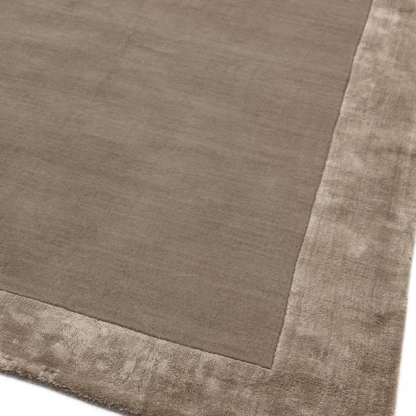 Covor pufos taupe din lana viscoza lucrat manual modern model uni Ascot Taupe 10 mm 160x230 cm ASCO160230TAUP