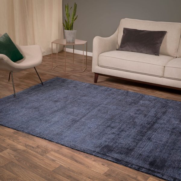 Covor pufos navy din viscoza lucrat manual modern model uni Aston Navy 8 mm 120x170 cm ASTO120170NAVY