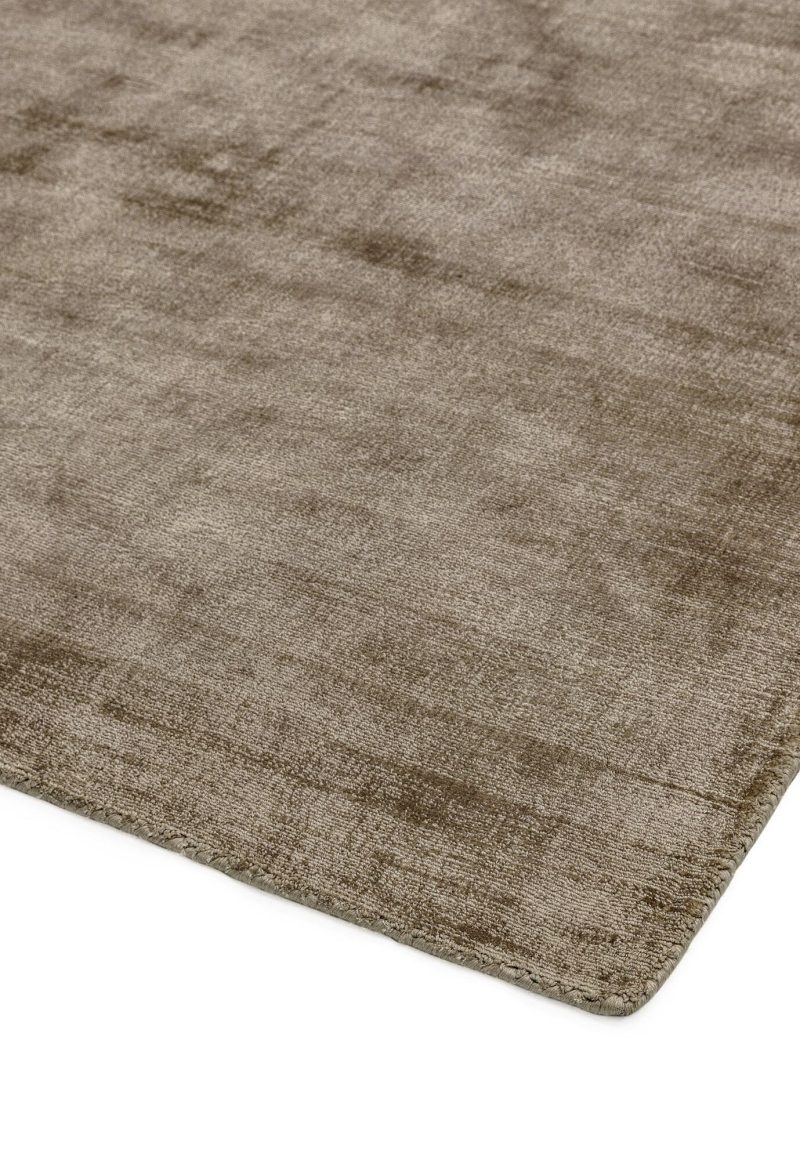 Covor pufos maro din vascoza lucrat manual modern model uni Blade Mocha 7 mm 160x230 cm BLAD160230MOCH - imagine 3