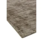 Covor pufos maro din vascoza lucrat manual modern model uni Blade Runner Mocha 7 mm 66x240 cm BLAD066240MOCH