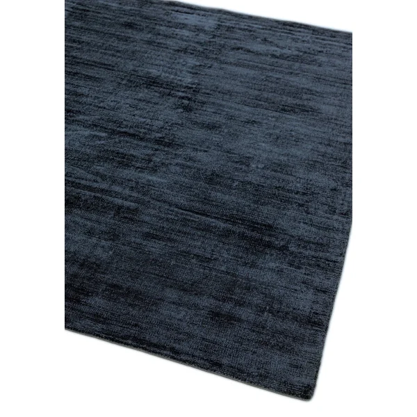 Covor pufos navy din vascoza lucrat manual modern model uni Blade Navy 7 mm 120x170 cm BLAD120170NAVY