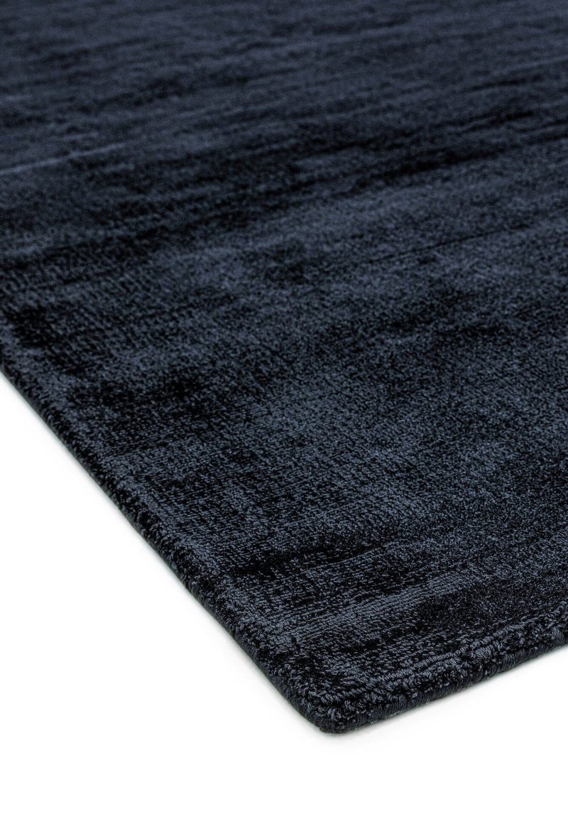 Covor pufos navy din vascoza lucrat manual modern model uni Blade Runner Navy 7 mm 66x240 cm BLAD066240NAVY - imagine 3