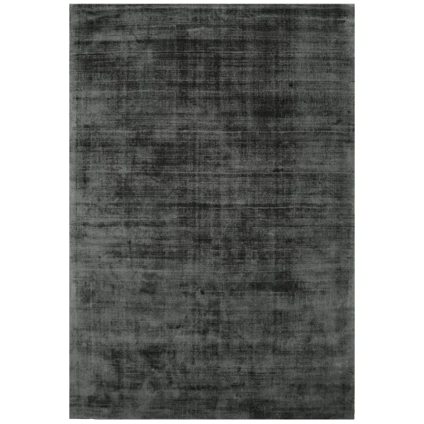Covor pufos gri din vascoza lucrat manual modern model uni Blade Charcoal 7 mm 120x170 cm BLAD120170CHAR