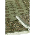 Covor verde din lana lucrat manual traditional model floral Bokhara Green 7 mm 60x90 cm BOKR060090GREE