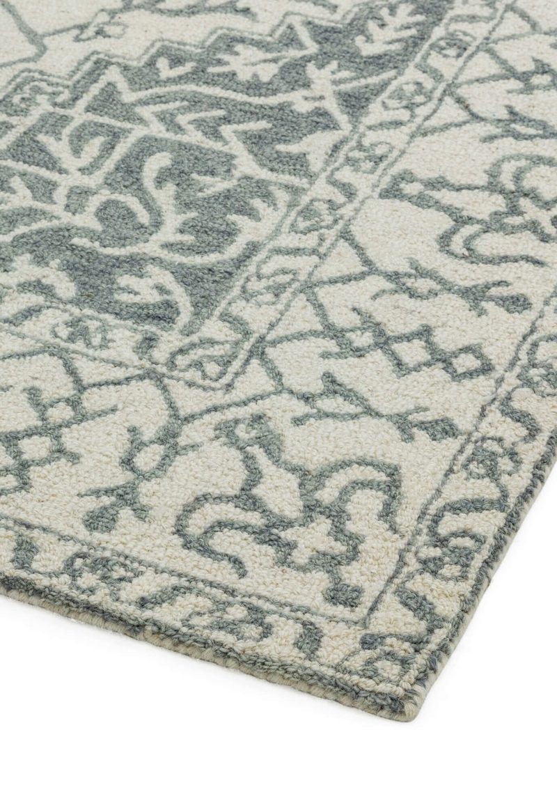 Covor pufos argintiu gri din lana lucrat manual traditional model floral Bronte Silver Grey 9 mm 200x290 cm BRON200290SILV