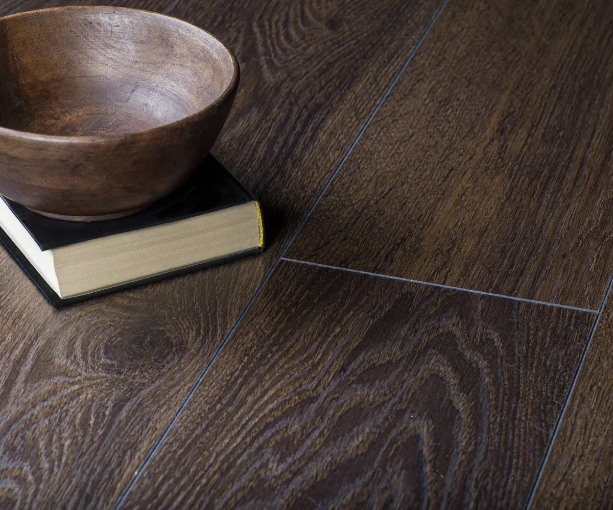 Parchet laminat Alsapan Osmoze clasa trafic AC5 bizotat 4V 5G Click Congo Oak 140 1286×192×8 mm