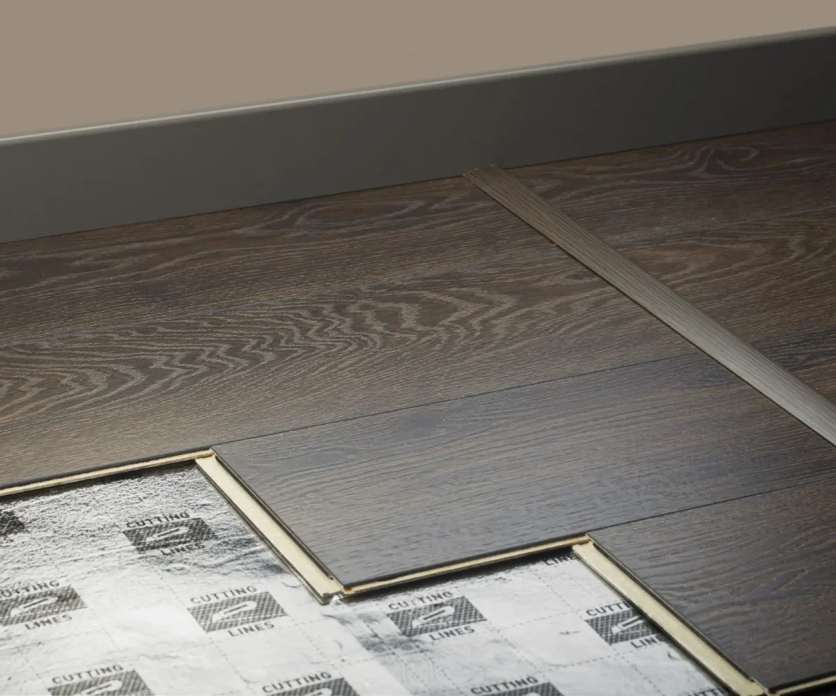 Parchet laminat Alsapan Osmoze clasa trafic AC5 bizotat 4V 5G Click Congo Oak 140 1286×192×8 mm