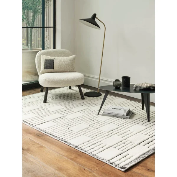 Covor crem negru din lana noua zeelanda modern model geometric boho Empire Cream Black 10-16 mm 120x170 cm EMPI1201700001