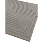 Covor argintiu din lana lucrat manual modern model geometric dungi Form Silver 12-18 mm 120x170 cm FORM120170SILV